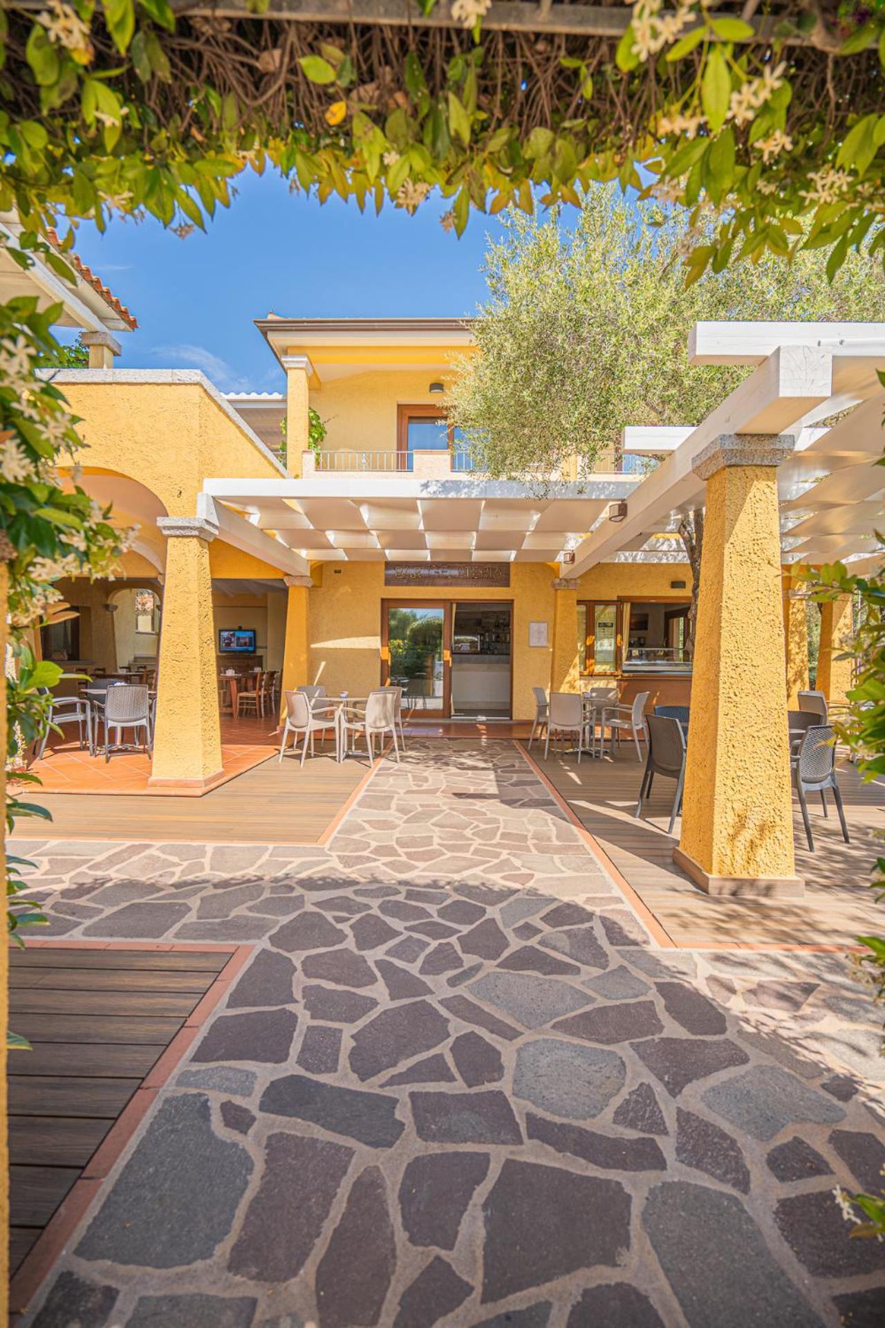 Hotel Lu Pitrali San Teodoro  Exteriér fotografie