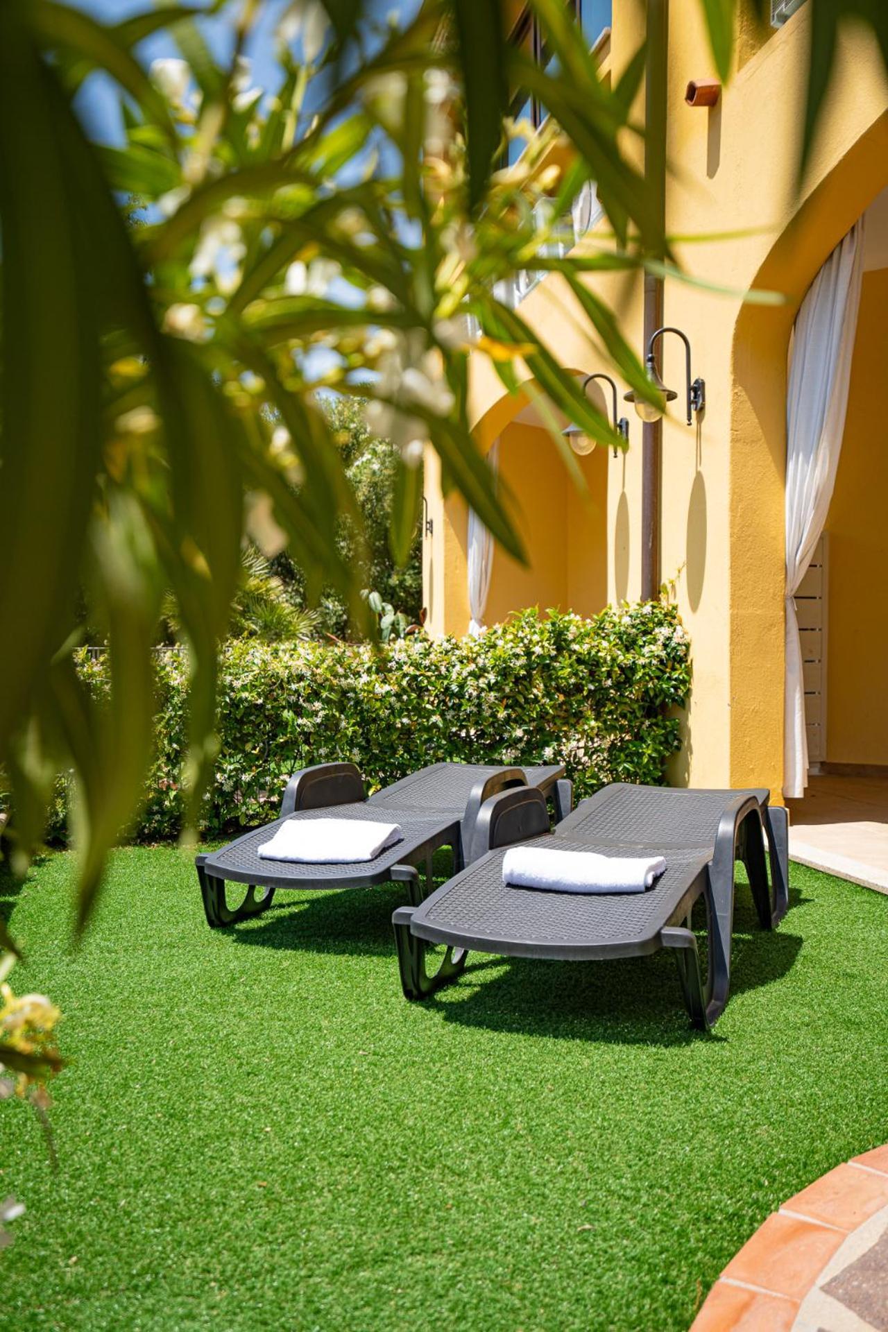 Hotel Lu Pitrali San Teodoro  Exteriér fotografie