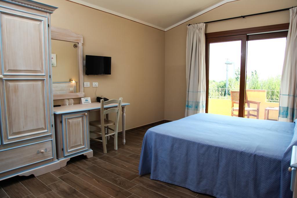 Hotel Lu Pitrali San Teodoro  Exteriér fotografie
