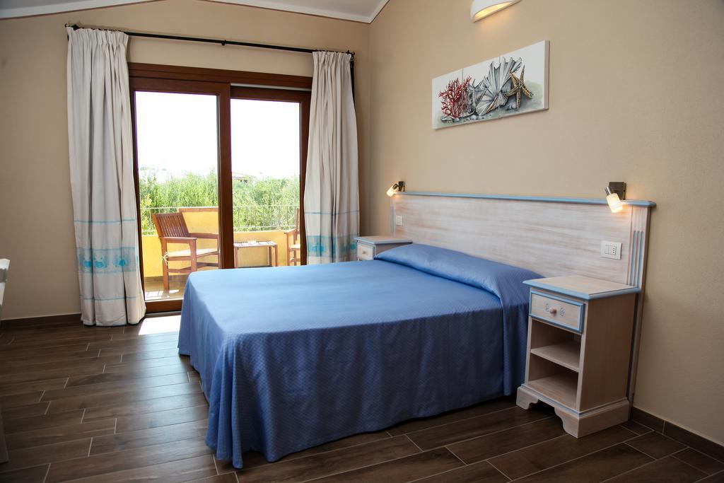 Hotel Lu Pitrali San Teodoro  Exteriér fotografie